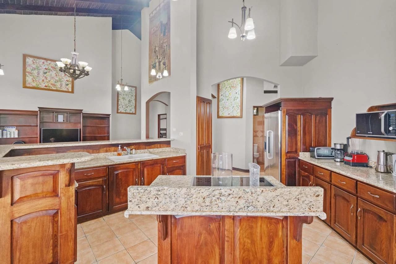 Celebrity Home with Spectacular Views: Breathtaking Mountain Estate near Tilaran and Lake Arenal - photo 6