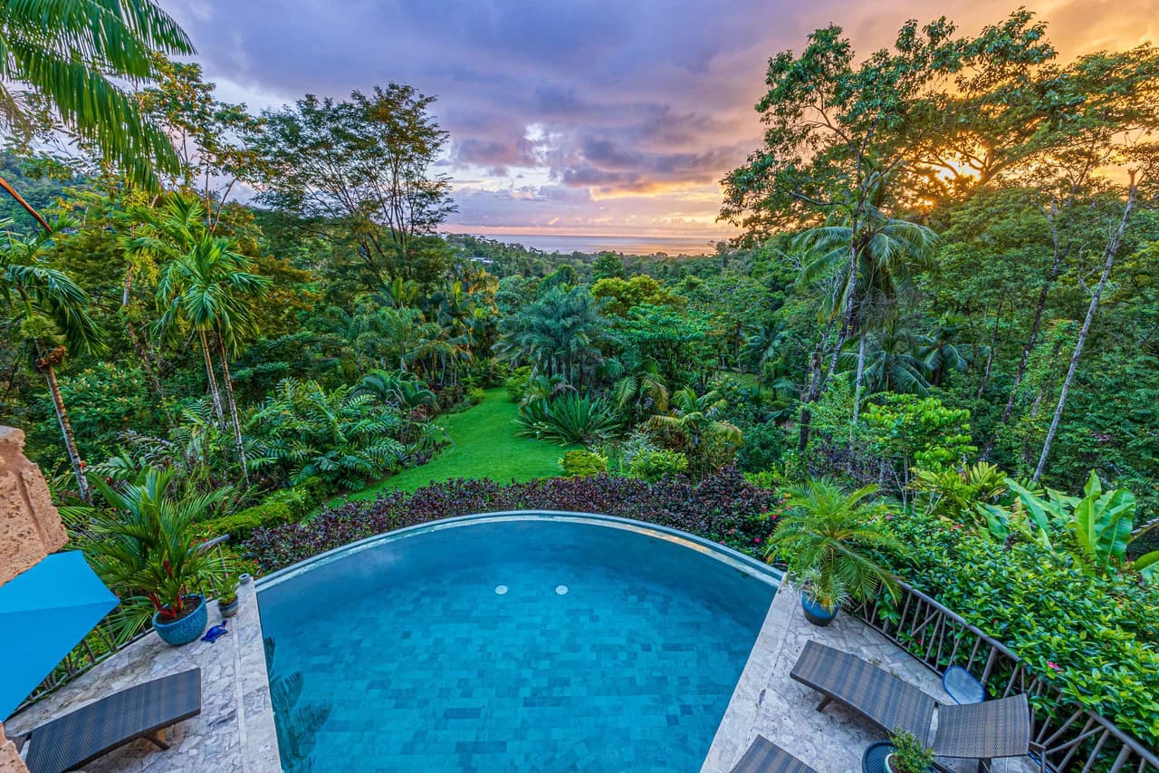 Luxurious Coastal Retreat with Ocean Views in Uvita, Costa Rica - photo 39