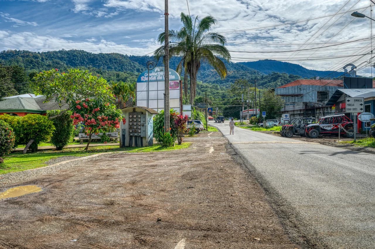THRIVING SPORTS AND COMMERCIAL BUSINESS WITH OWNER FINANCING OPTION: Rincon Uvita - photo 58