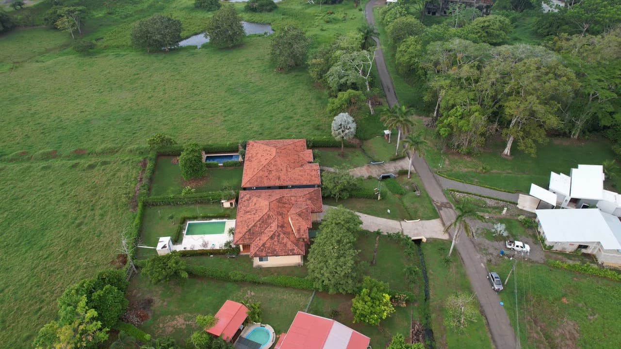 Casa Humberto: Luxury Vacation Home near the beach - photo 43