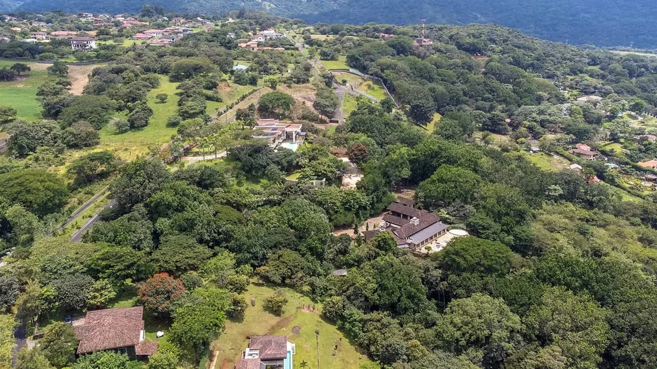 The Perfect Balance Between Luxury and Nature: 1.24 Acres of Pure Possibility