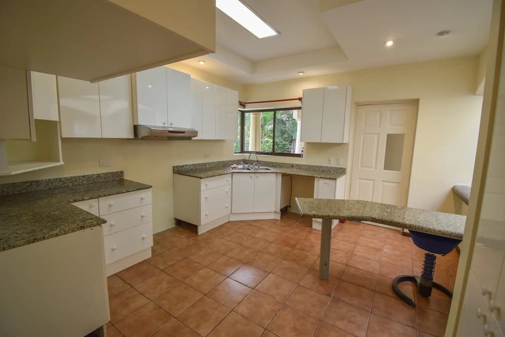 House For Sale in Pozos - photo 8