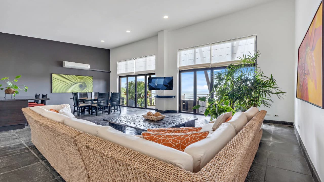 Panoramic Condos 26A: Live in the number one luxury development with private beach in the national reserve of Manuel Antonio - photo 18