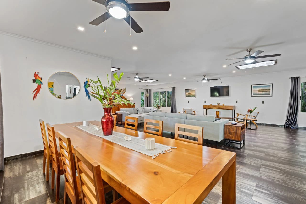 Casa de Palmas: Beautiful gated community just 5 min. to the beach! - photo 11
