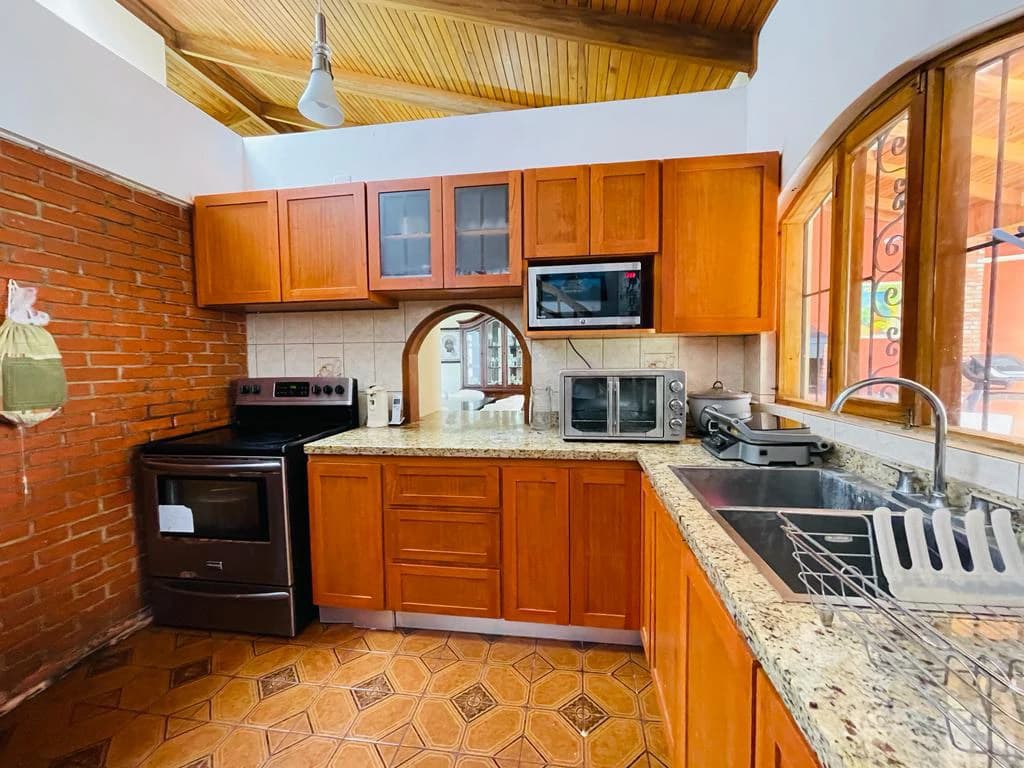 Independent House for Sale with Beautiful View Santa Ana Costa Rica - photo 8
