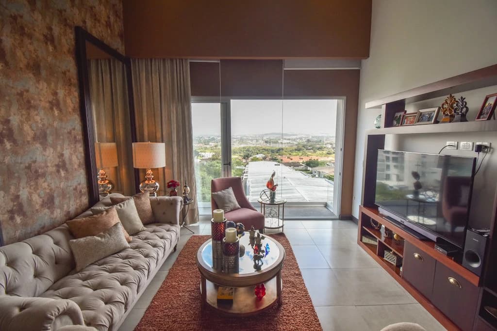Penthouse con Línea Blanca de 3 habitaciones en Escazú: Apartment For Sale in Guachipelín - photo 9
