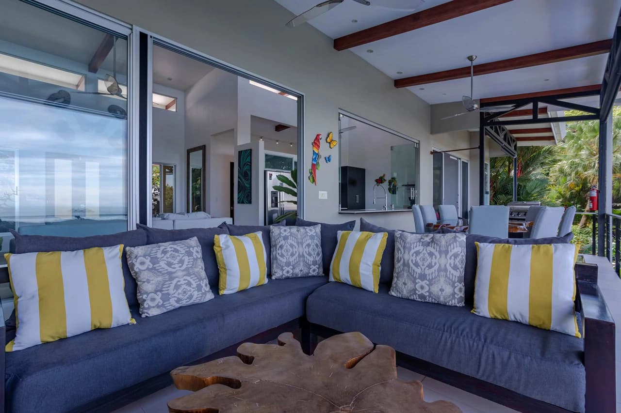 Luxury Villa with Guest House and Ocean Views of Costa Ballena - photo 42