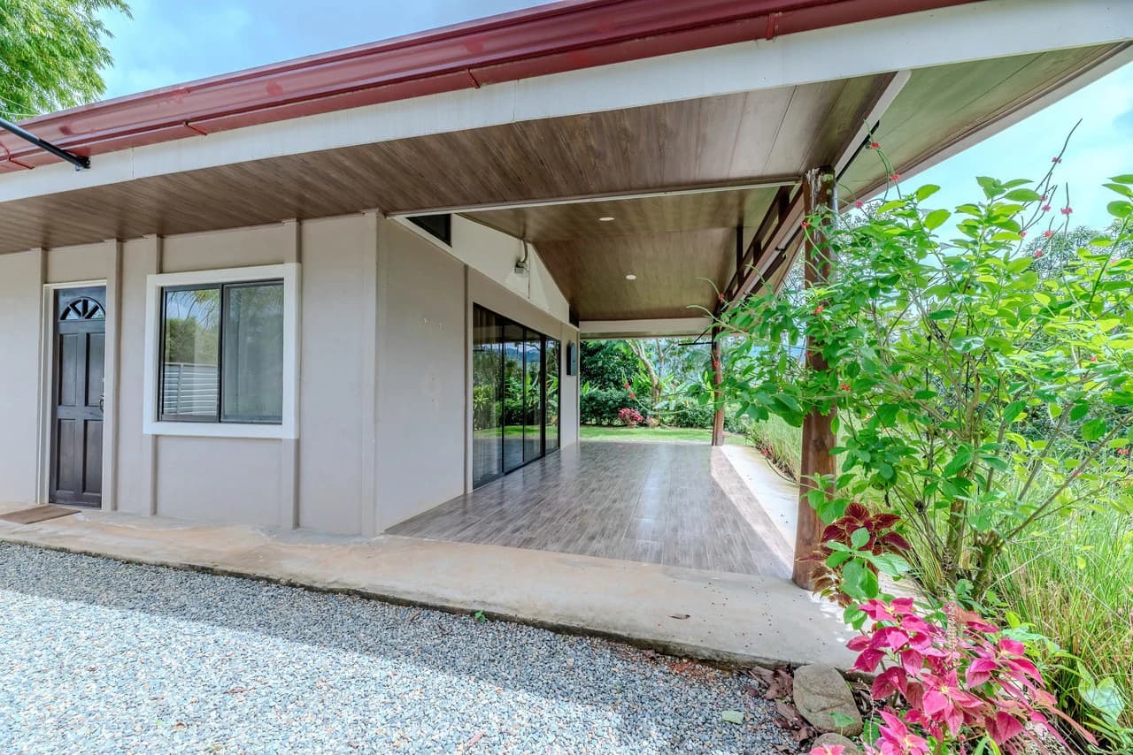 Multi-Family Compound, 4 Fully Furnished Units | 15 Minutes to the Beach - photo 40