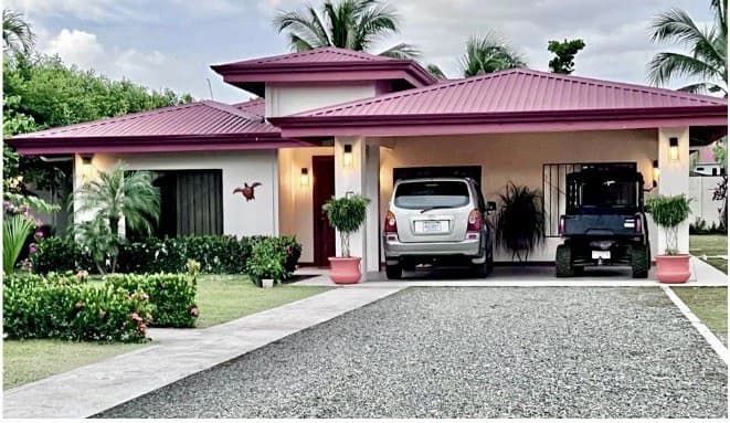 House For Sale in Manuel Antonio - photo 2