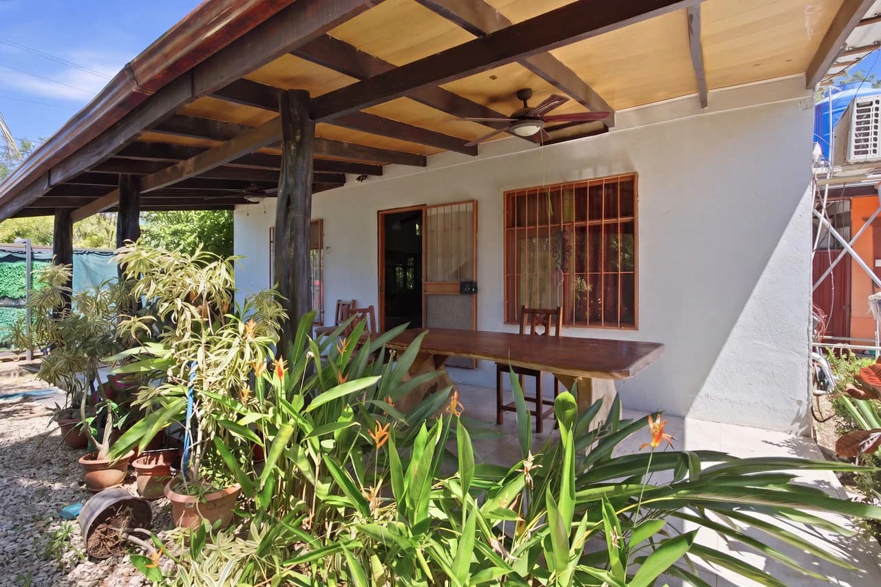 Casa De Anna: Two Homes on One Lot in Huacas, Costa Rica - photo 12