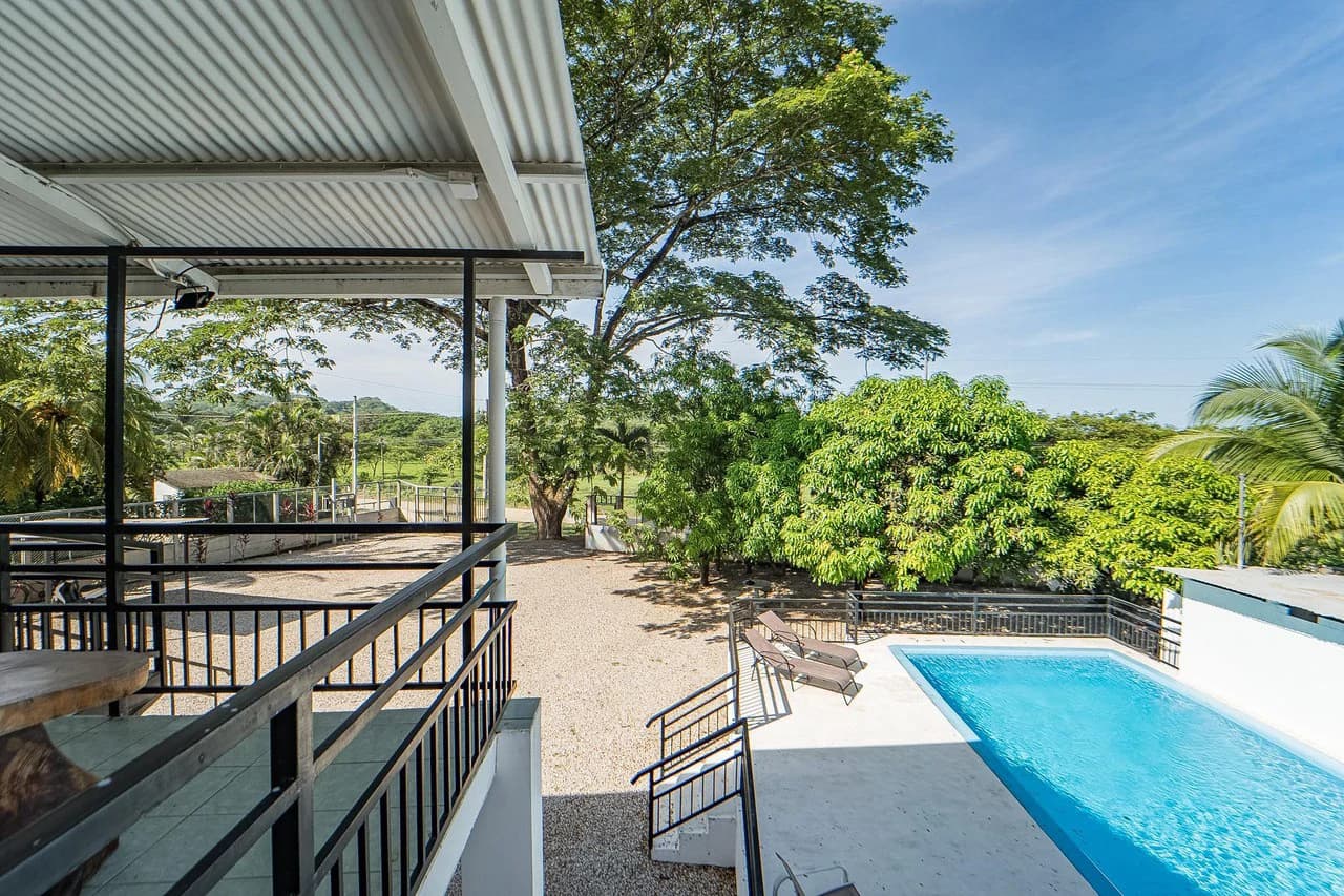 Cantarana Studios: Multiunit Property with tons of Potential - photo 11