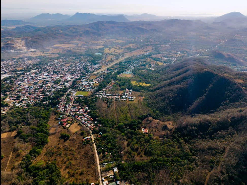 Discover Your Dream Farm on 4.2 Hectares in Costa Rica - photo 2