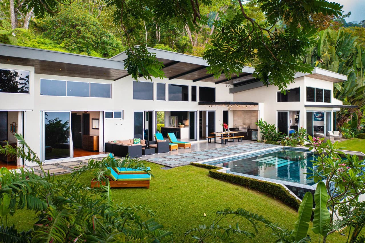 Villa La Luna Gated Estate, Mountainside Home and Whale Tail Views: Mountain House For Sale in Escaleras - photo 8