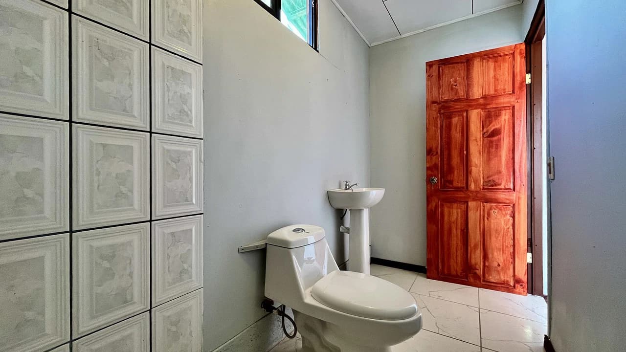 House For Sale in Daniel Flores - photo 19