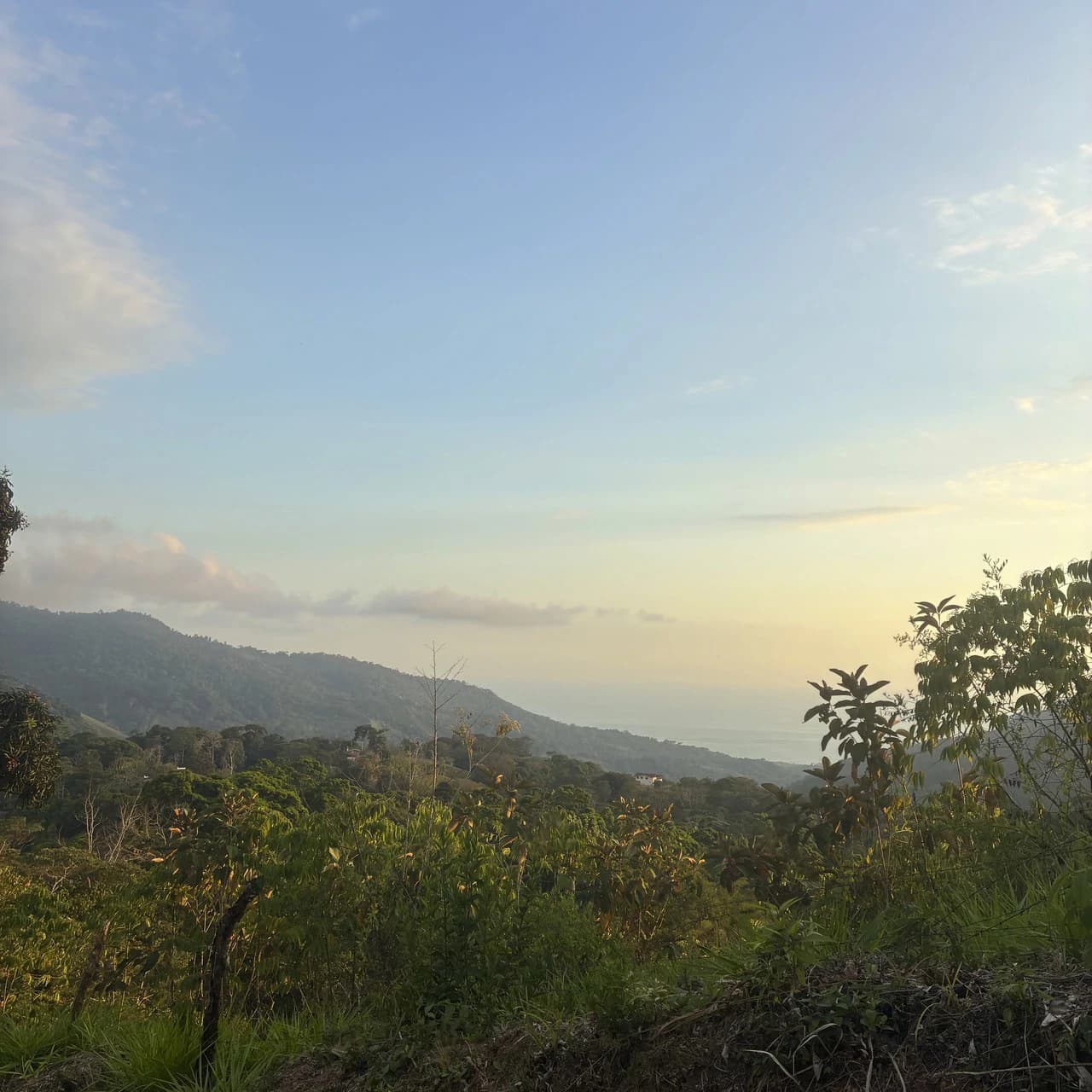 Ocean & Mountain View Lot with Multiple Building Sites-20 Minutes from Uvita