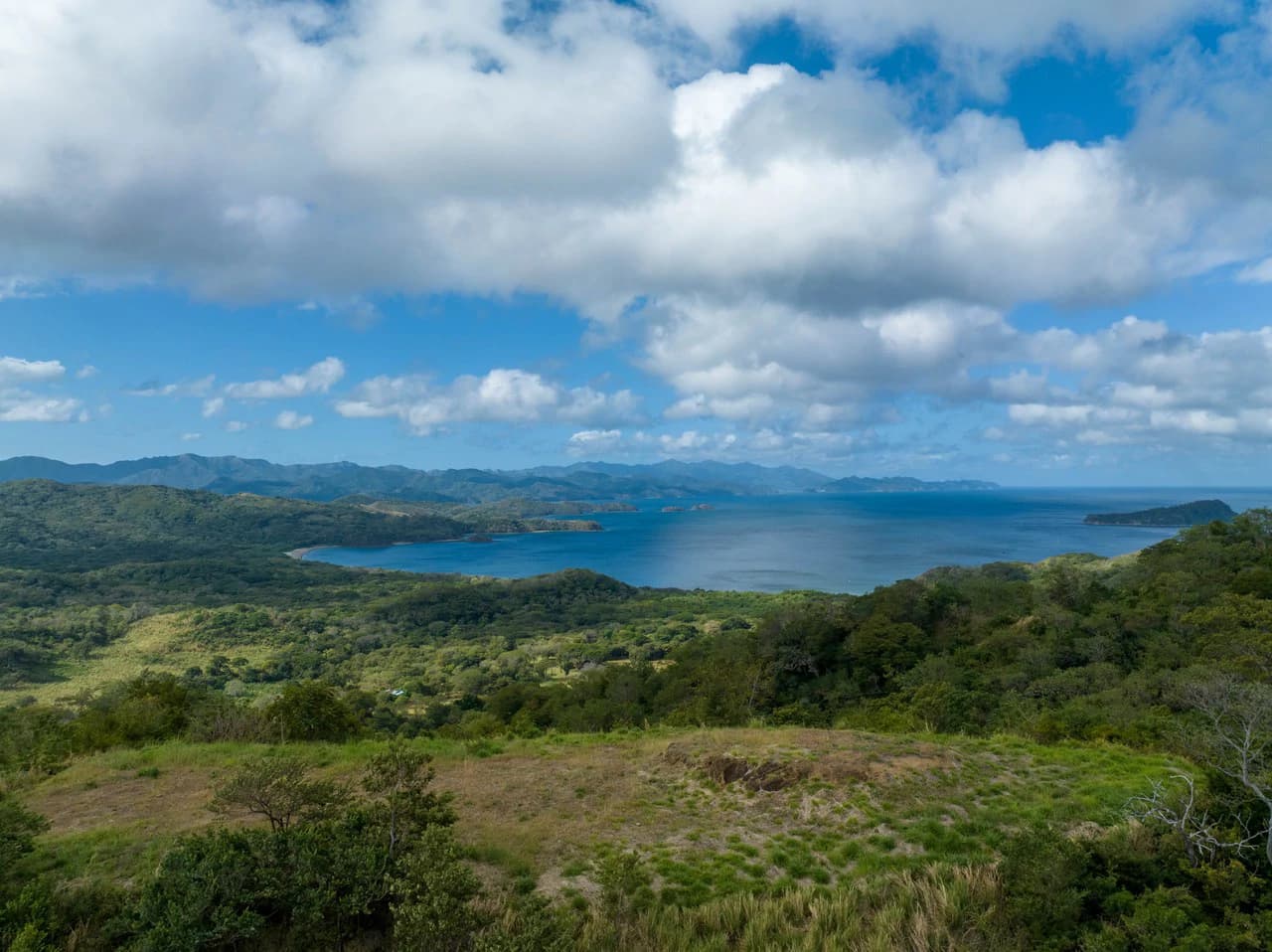220 Acres Beachside Farm with Ocean View at Playa Junquillal in Guanacaste - photo 4