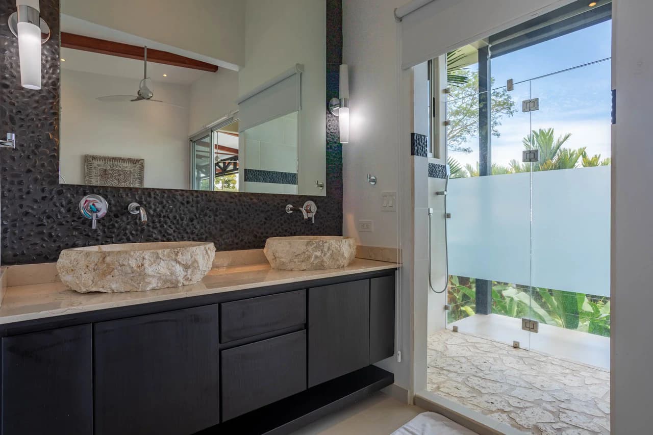 Luxury Villa with Guest House and Ocean Views of Costa Ballena - photo 34