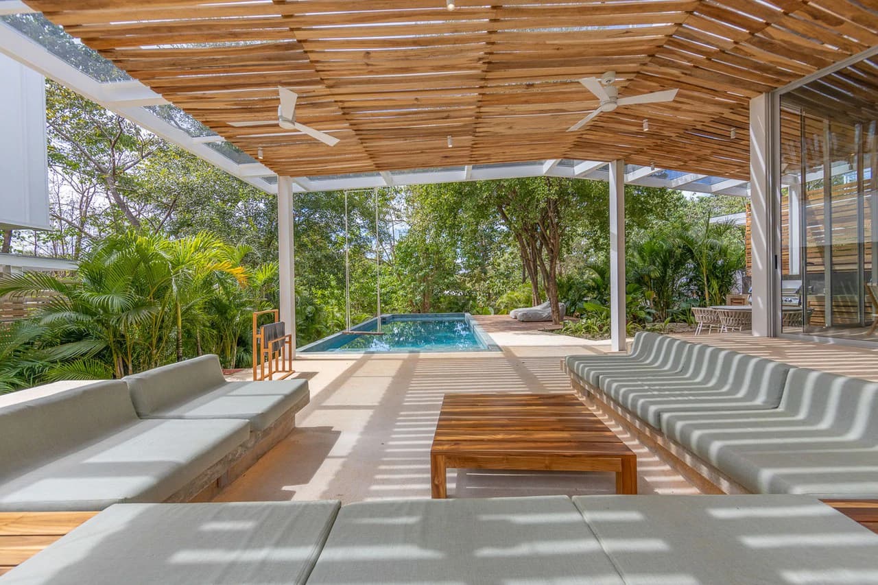 Casa C35: Stylish 4 Bedroom Home a Block to the Beach! - photo 32