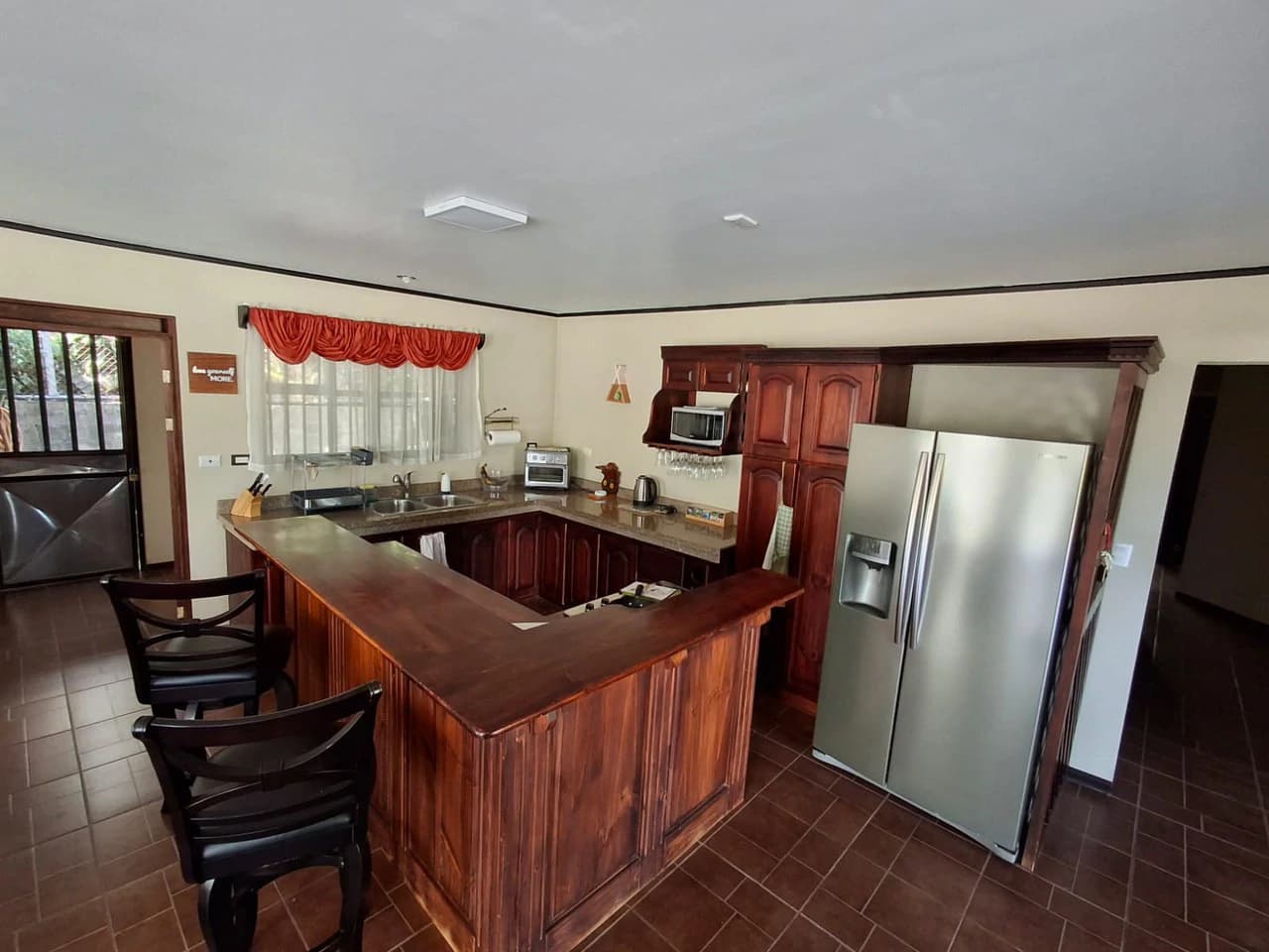 Simple and Quiet!: Newer build Poas home in quiet area! Fully Furnished! - photo 7