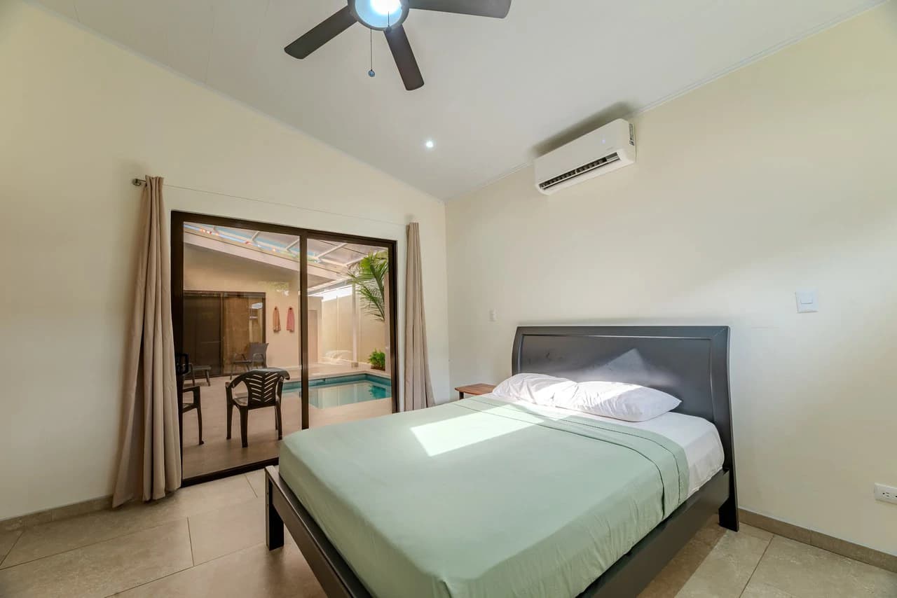 Modern 3-Bedroom Home Near Marino Ballena National Park – Central Uvita - photo 9