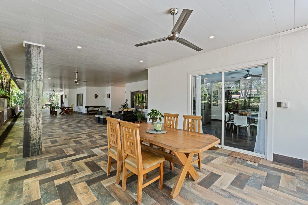 Casa de Palmas: Beautiful gated community just 5 min. to the beach! - photo 13