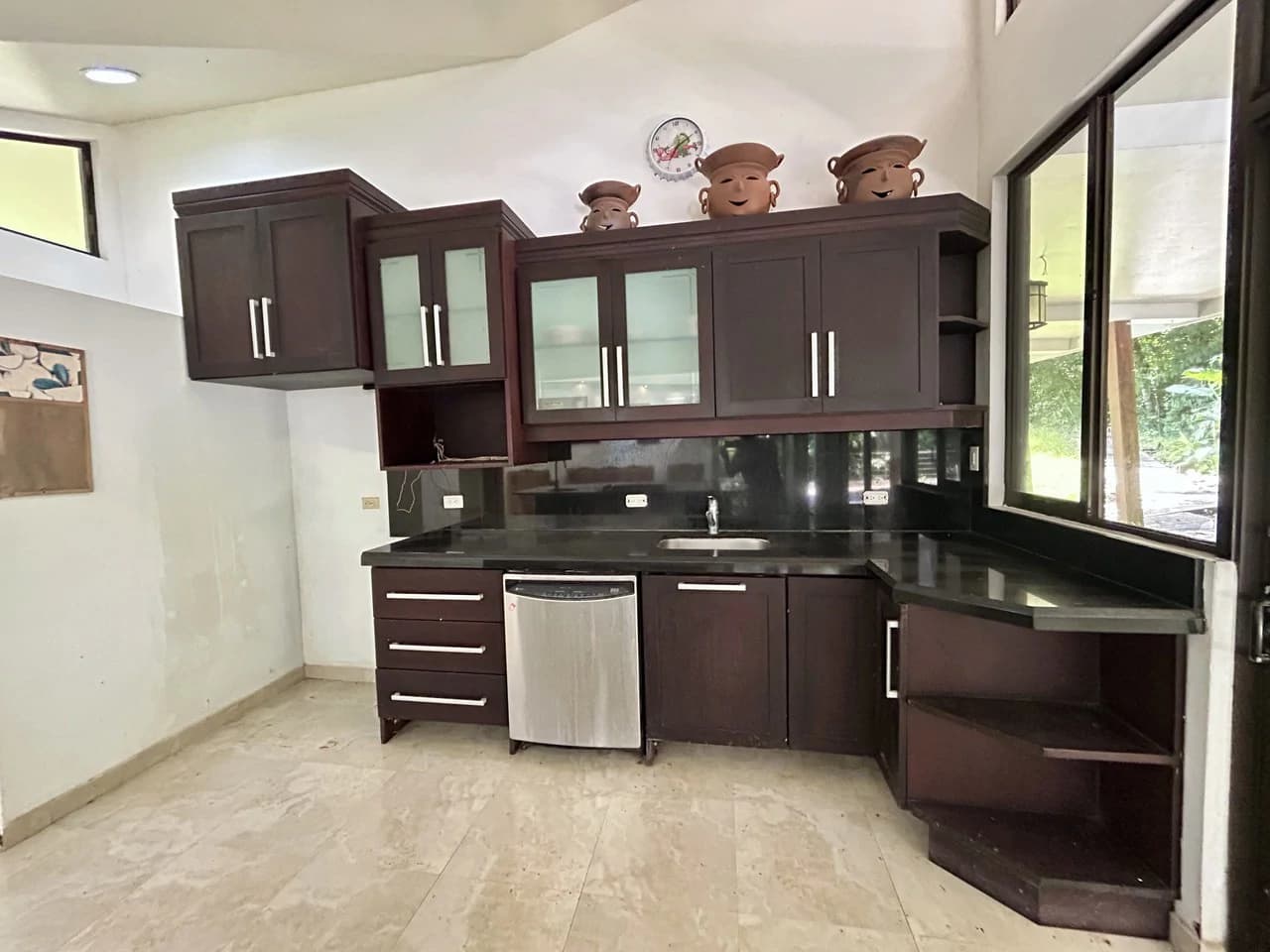 Fixer-Upper Home with an studio Office in Palmar Norte on a 7.58 Acres Property - photo 24