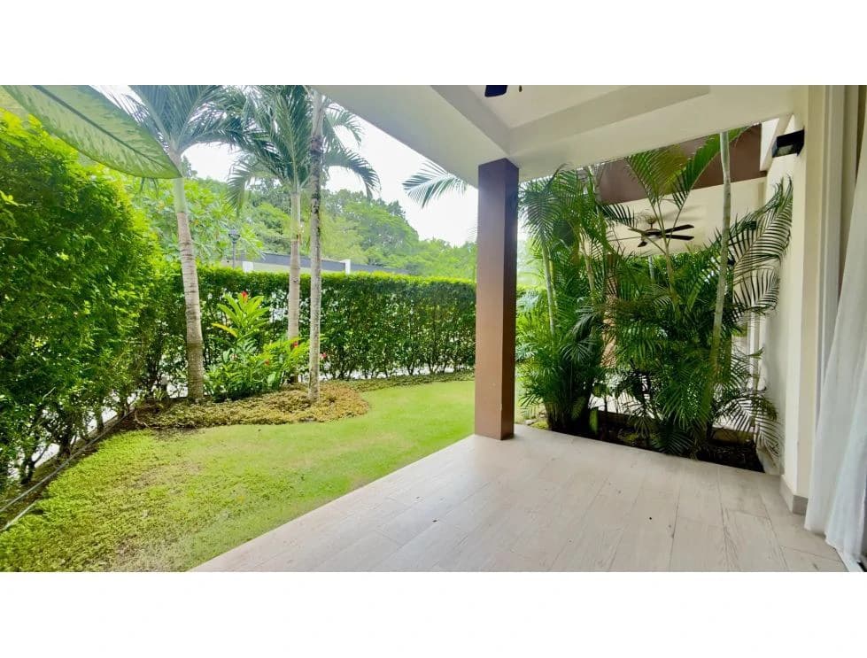 Luxury Apartment in Herradura: 2 Bedrooms, Balcony, and Pool Access - photo 23