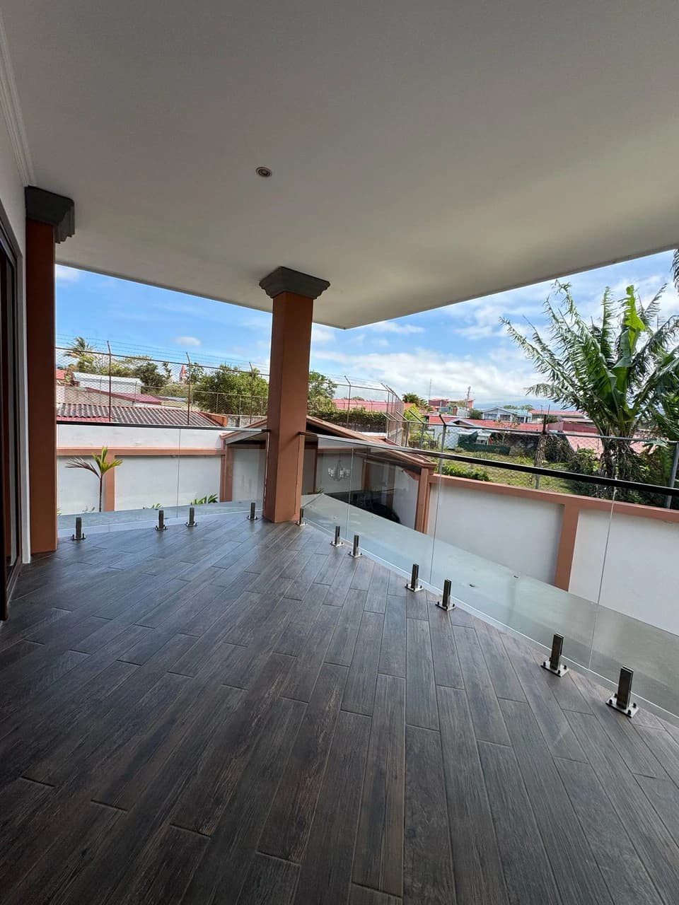 Casa La Guaria: House For Sale in Barrio La Guaria - photo 6