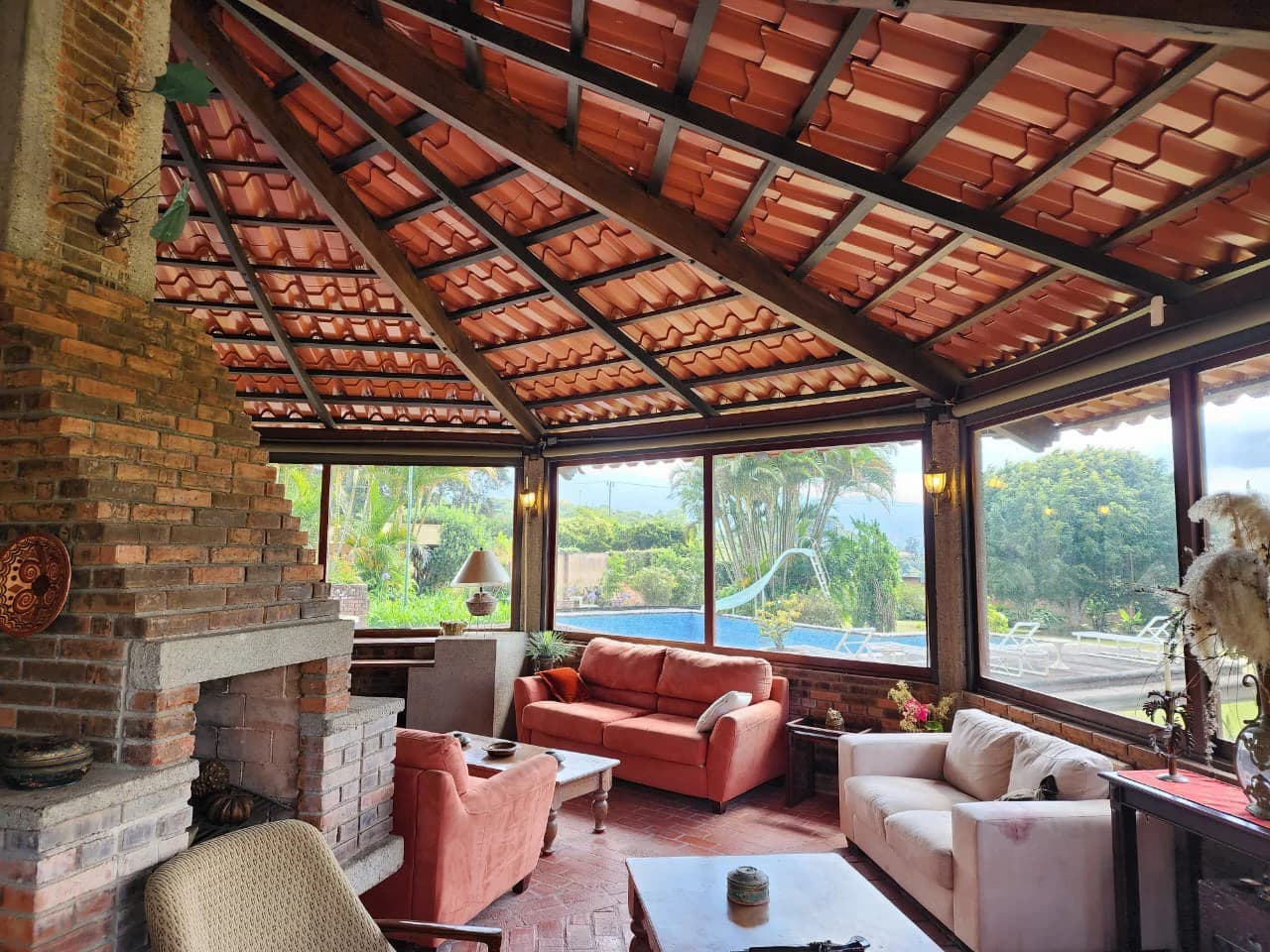 Villa For Sale in San Luis - photo 17