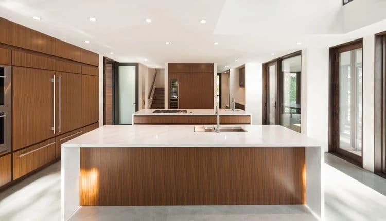 Aron: Introducing The Aron a stunning residence featuring panoramic glass walls that frame breathtaking views of the ocean and the natural beauty of Costa Rica. This 3-bedroom, 3-bathroom home boasts - photo 4
