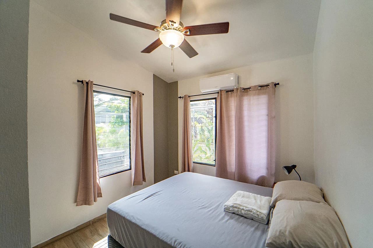 Casa León: Charming 3BR Home w Pool in Town - photo 11