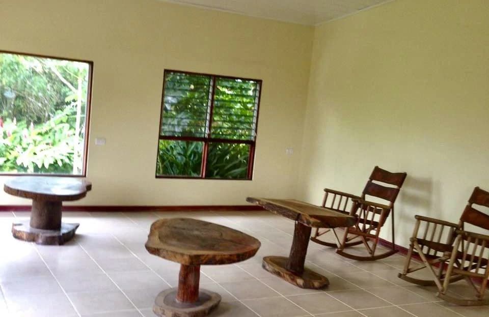 BAMBOO GARDEN - Large Country Home - Ready for Your Personal Touch! - photo 12