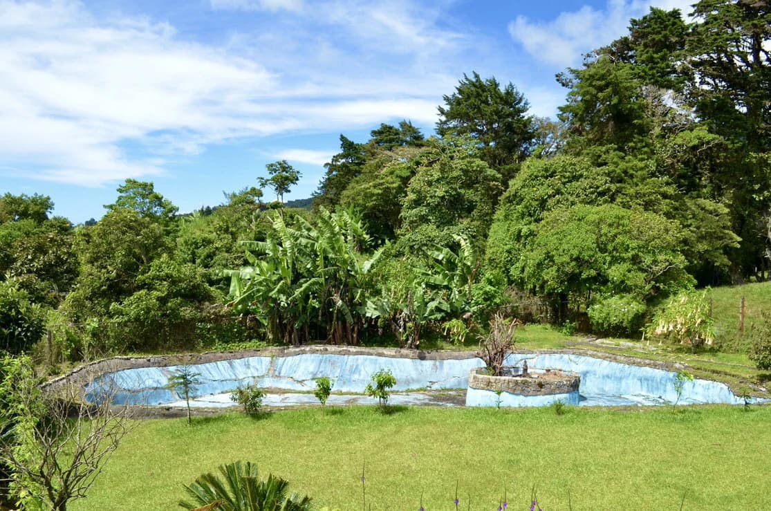House for sale in Costa Rica: Unique Industrial style house for sale in San Isidro Heredia - photo 37