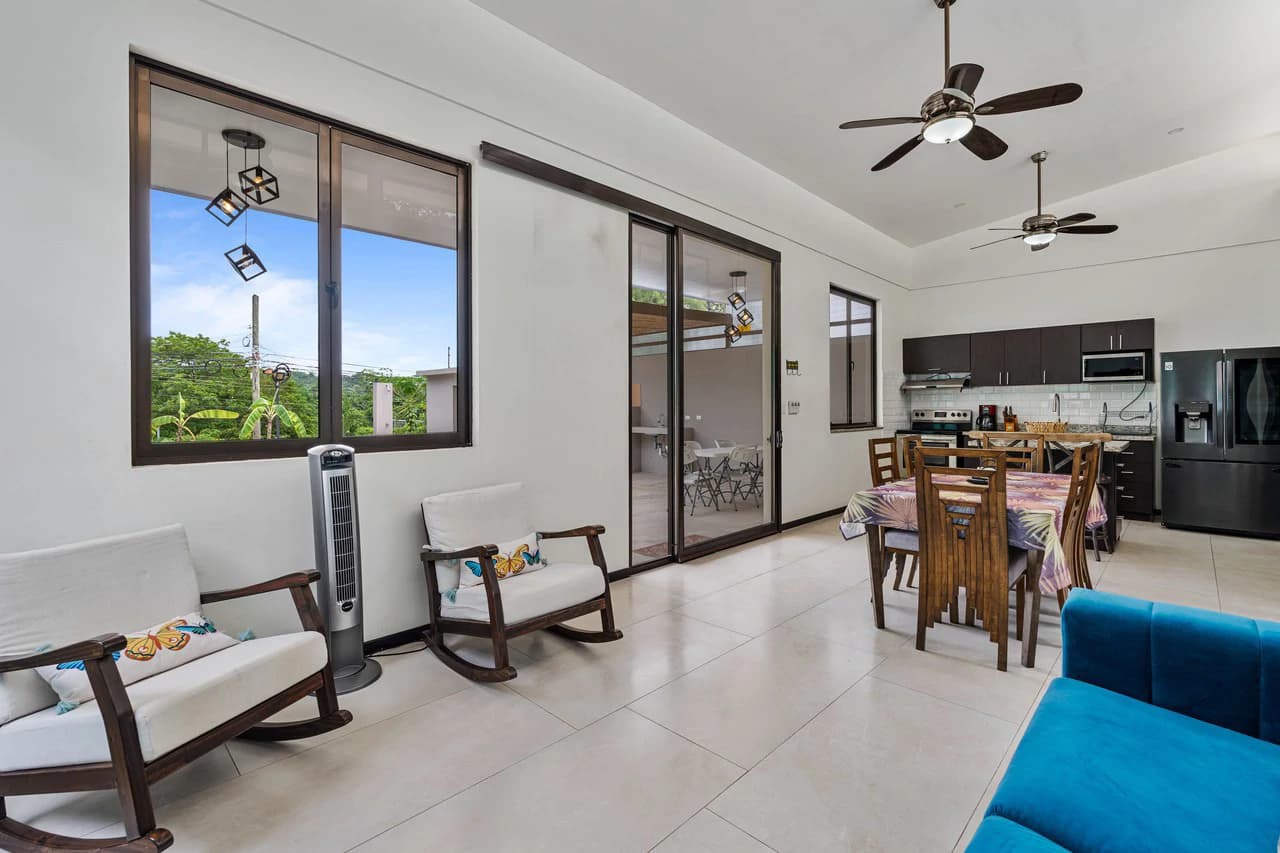 Casa Matias: Charming, well priced 4 bed home located just 5 minutes from the stunning Playa Grande, Guanacaste! - photo 3