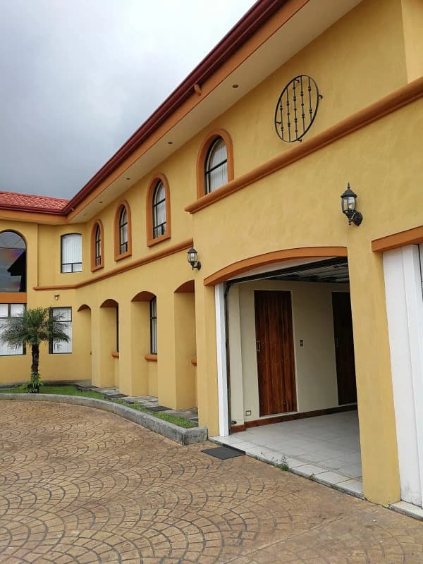 House for sale in Curridabat: Beauty, quality and versatility - photo 3