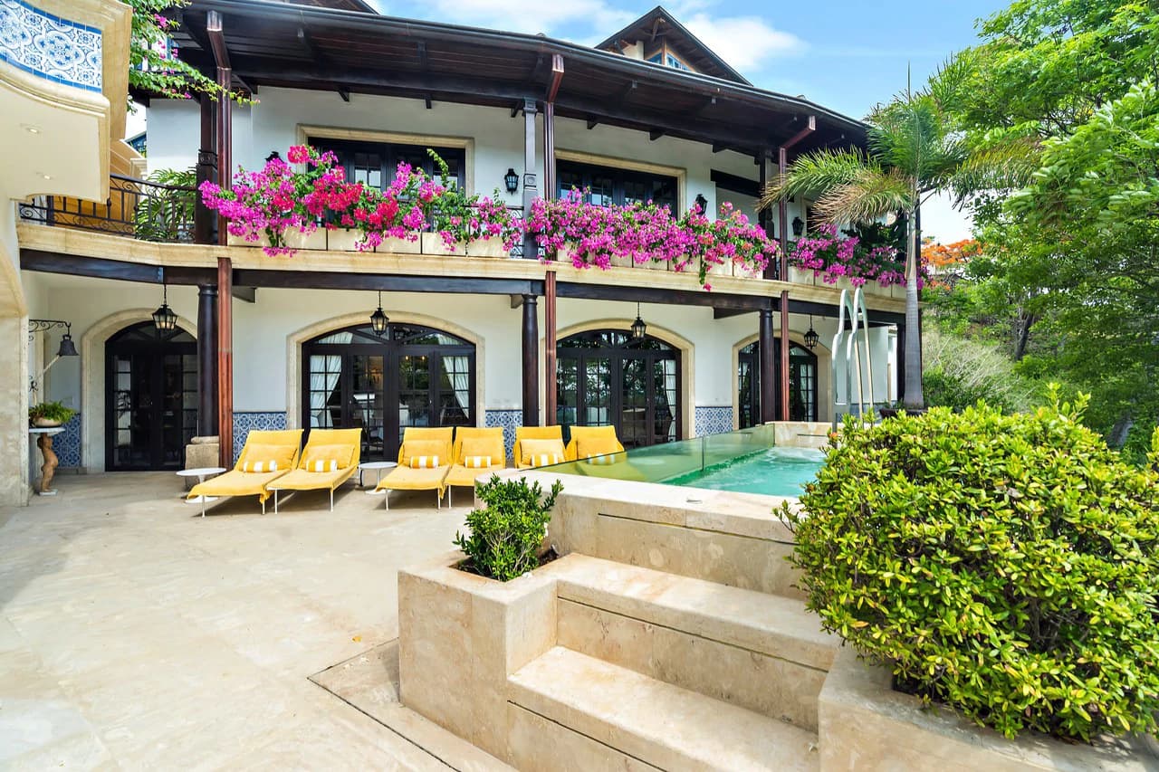 27 Cartagena: Unique Luxury Beachfront Home - photo 52