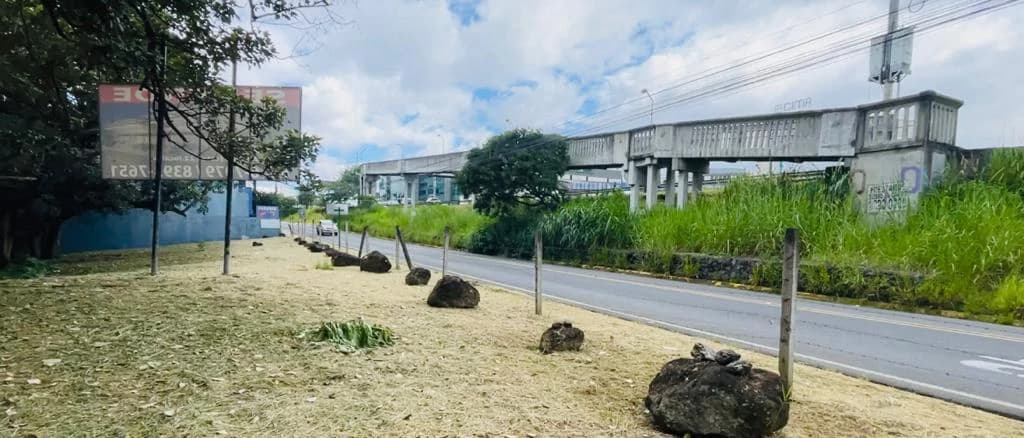 Commercial land for sale in front of Avenida Escazú and Hospital CIMA Costa Rica high capital gains - photo 8