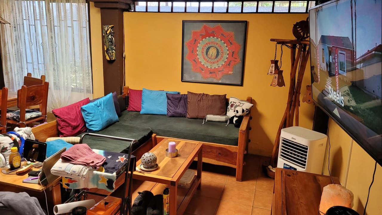 Charming Home Near San Isidro Prime Location! - photo 3
