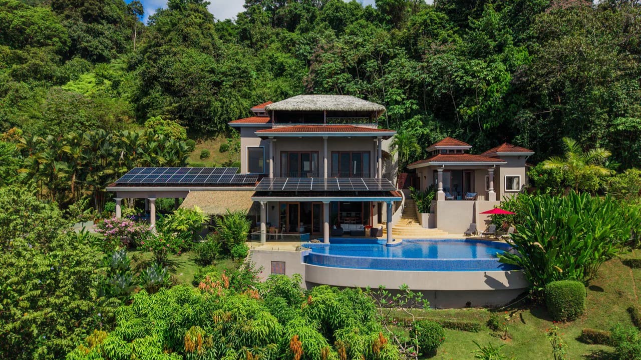 Ocean View Luxury Estate with An Incredible Location in Dominical - photo 50