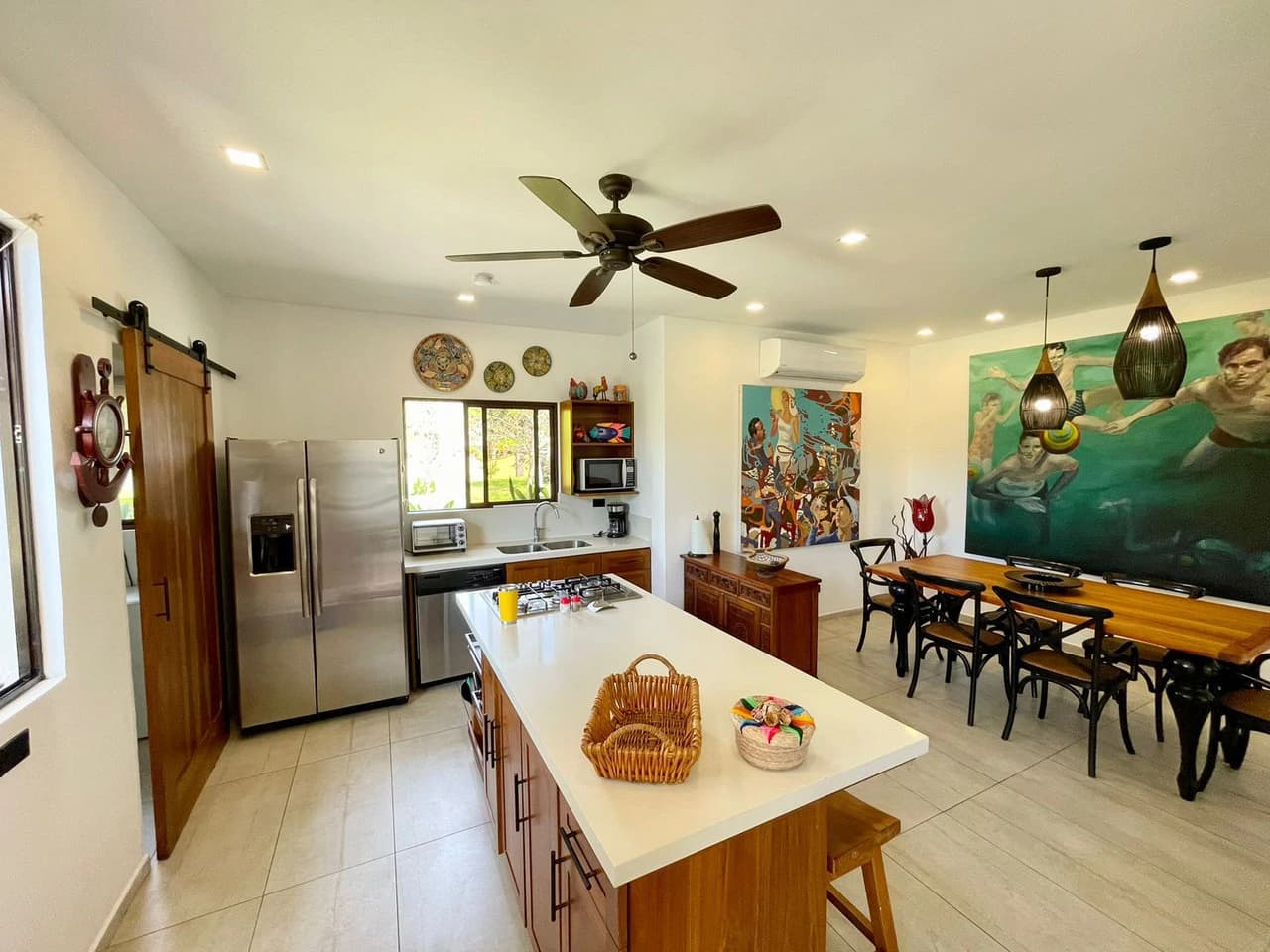 Gorgeous home in gated community one block from the beach. Playa Bejuco, Costa Rica - photo 7