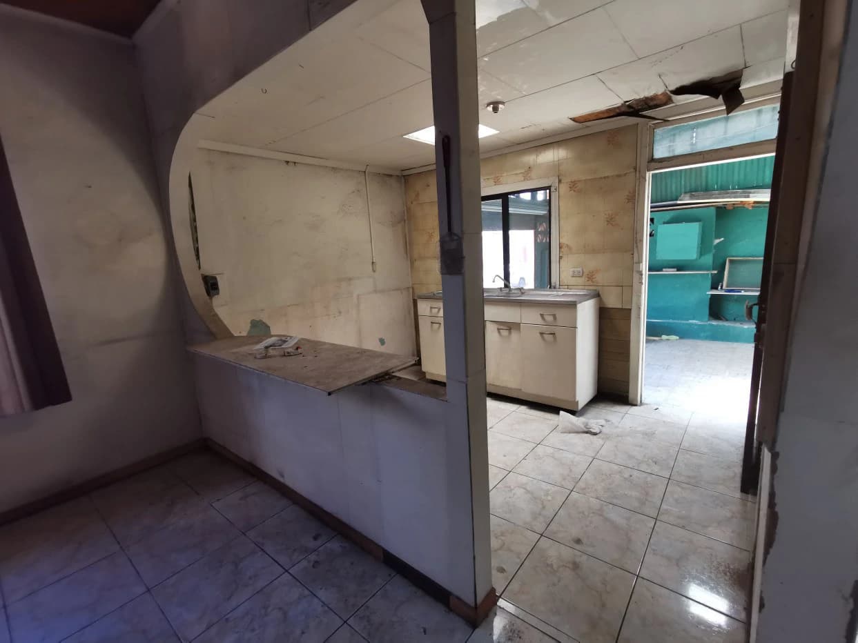 Retail Strip Center For Sale in Alajuela - photo 4