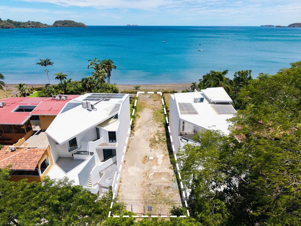 Titled Beachfront Lot: Expansive Pacific Views in Playa Potrero, Guanacaste, Costa Rica - photo 11