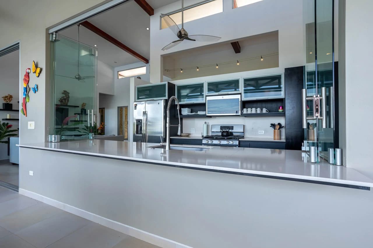 Luxury Villa with Guest House and Ocean Views of Costa Ballena - photo 16