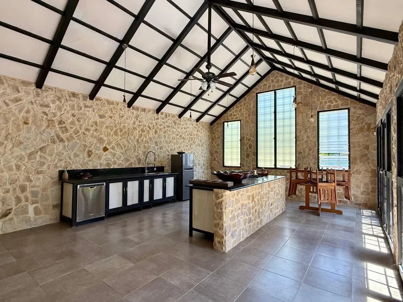 STONE CASTLE: $622,000 USD Your very own "Private Stone Castle" in Costa Rica's Blue Zone. - photo 14