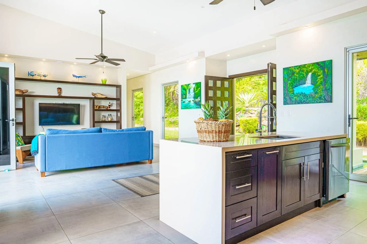 Villa La Luna Gated Estate, Mountainside Home and Whale Tail Views: Mountain House For Sale in Escaleras - photo 24