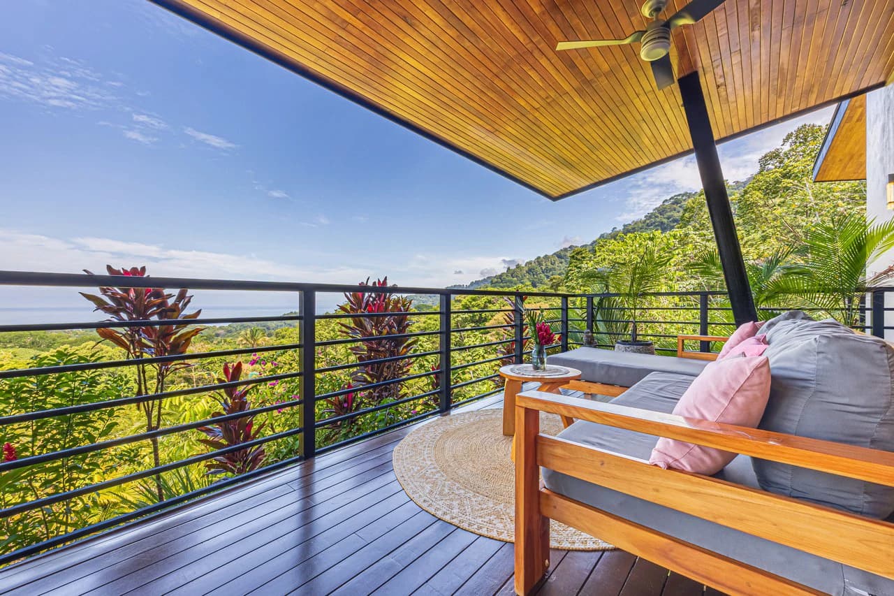 Casa Markissa: Luxury Oceanview Villa with Proven Rental Income. - photo 24