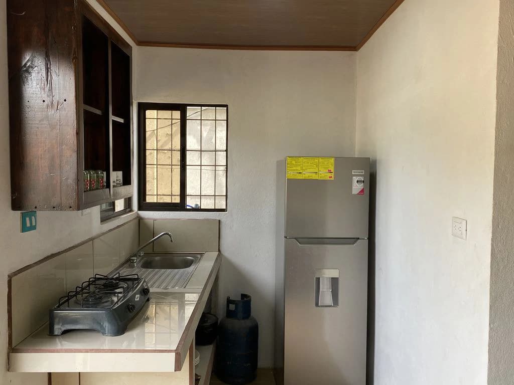 Casa Munoz: 3 Bedroom Home and 2 Unit Duplex with space for a pool, Located in El Canto de los Gavilanes - photo 13