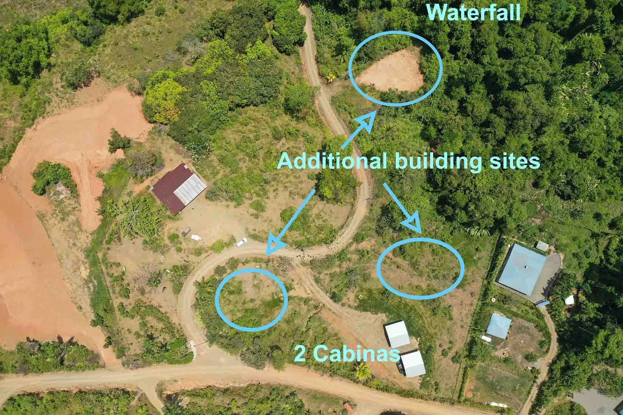 Mountain Mixed Use Building For Sale in Savegre - photo 28