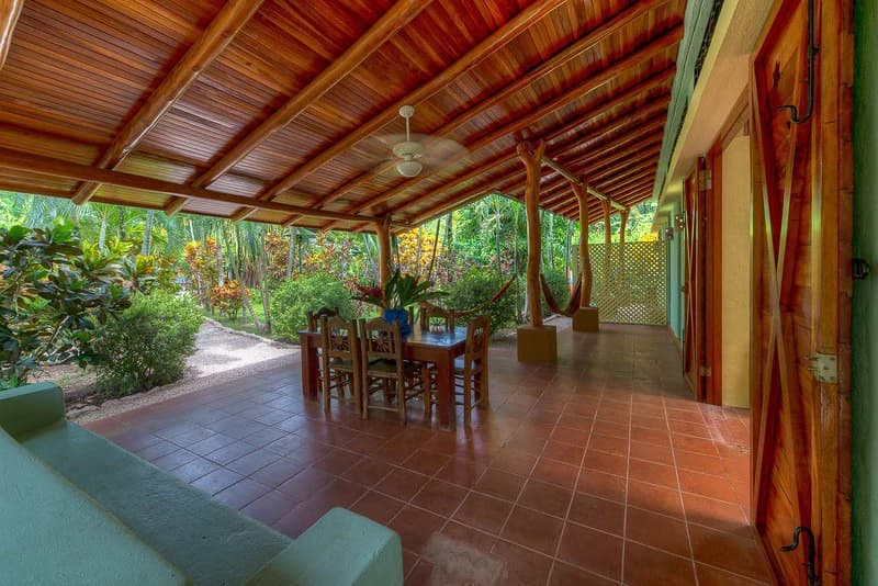 Property with Five Units in the heart of Guiones Beach - Nosara - photo 18