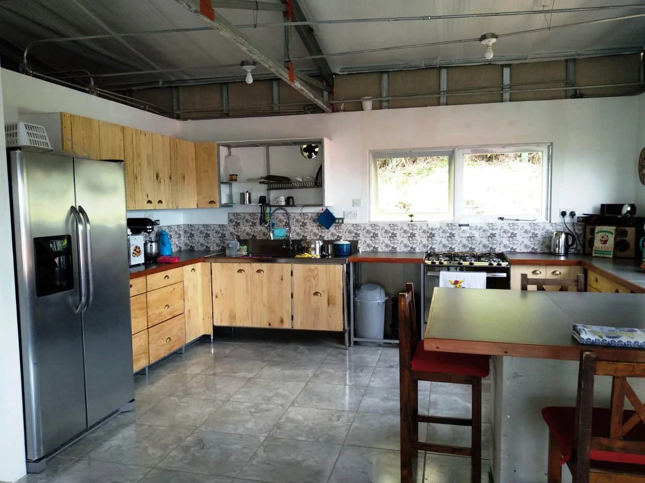 VILLA MARISE - Modern Craftsman Home and Guest House - photo 11